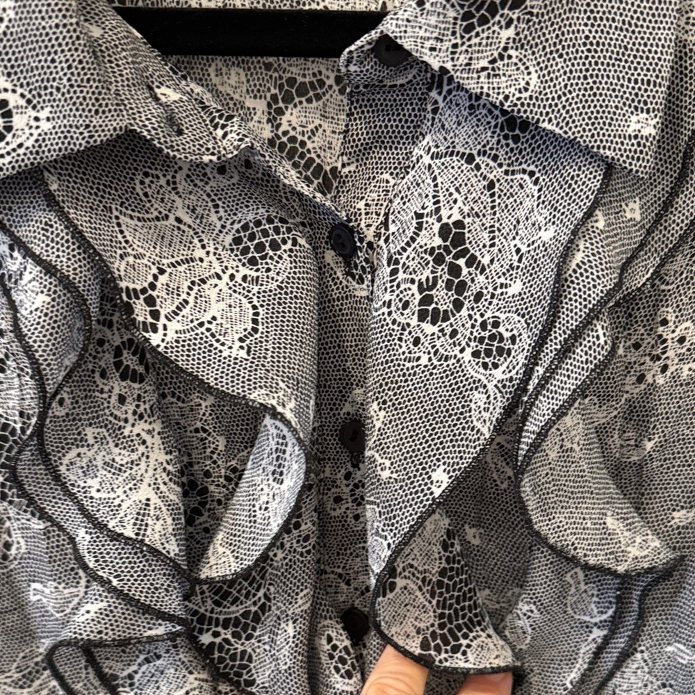 S.L.B. Woman 1X  Ruffle Button down Blouse - Picture 8 of 10